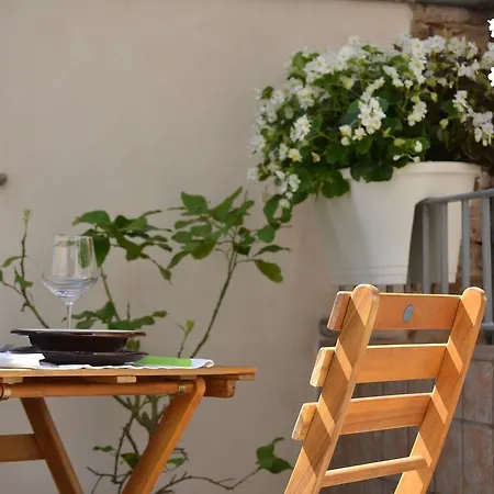 Chez Anna 이에시